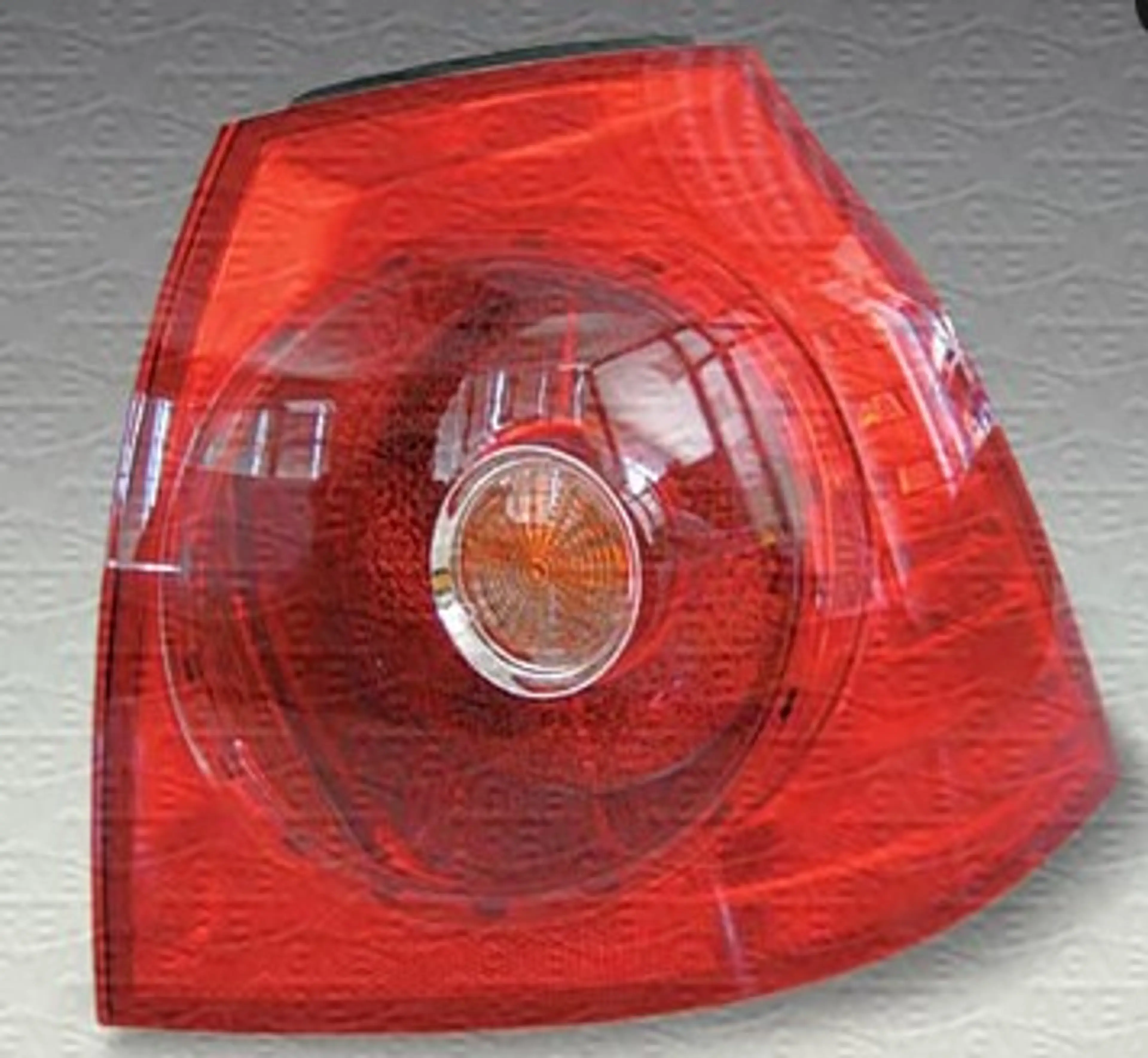 PILOTO POSTERIOR ALETA IZVW GOLF V