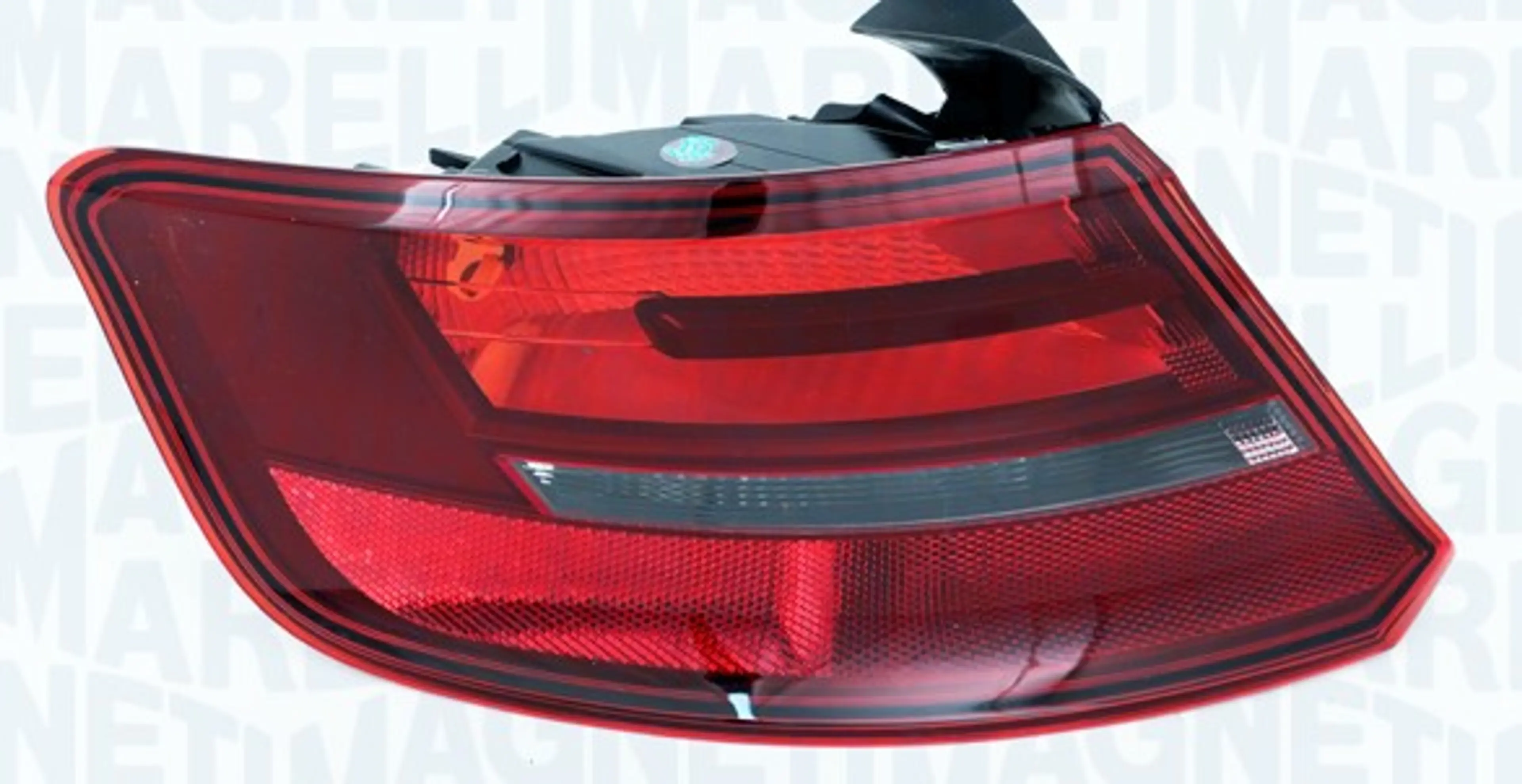 PILOTO POSTERIOR ALETA IZDO.AUDI A3