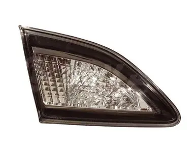 DERECHO,PILOTO TRASERO,SIN PORTALÁM