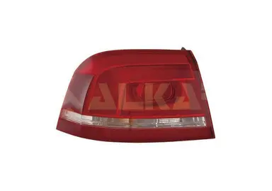 WV PASAT  20102014 WGN TAIL LAMP  U