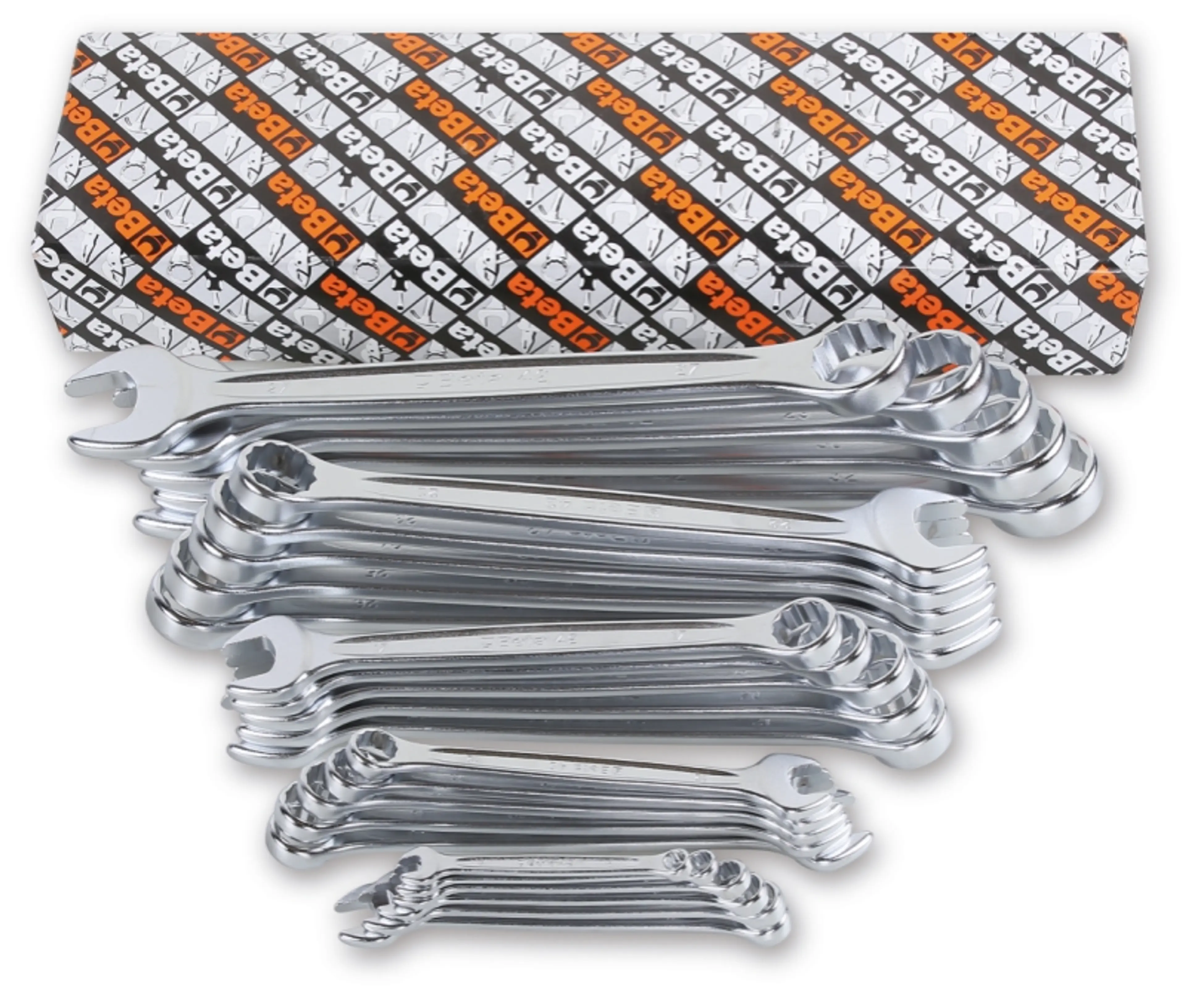 42/S26-JUEGO DE 26 LLAVES COMBINADA