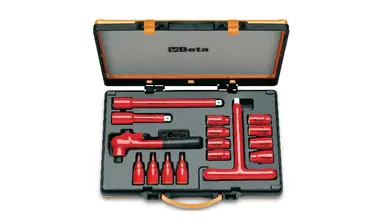 910MQ/C16-8 LLAVES, 4 VASOS Y 4 ACC