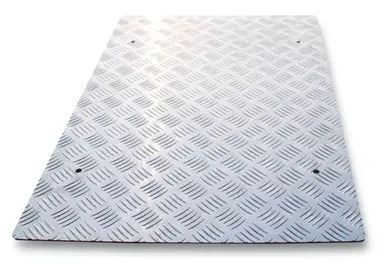 3051/LA-TABLERO EN CHAPA ANTI-DESLI