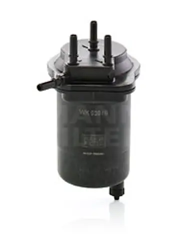 * TURISMO COMBUSTIBLE NISSAN