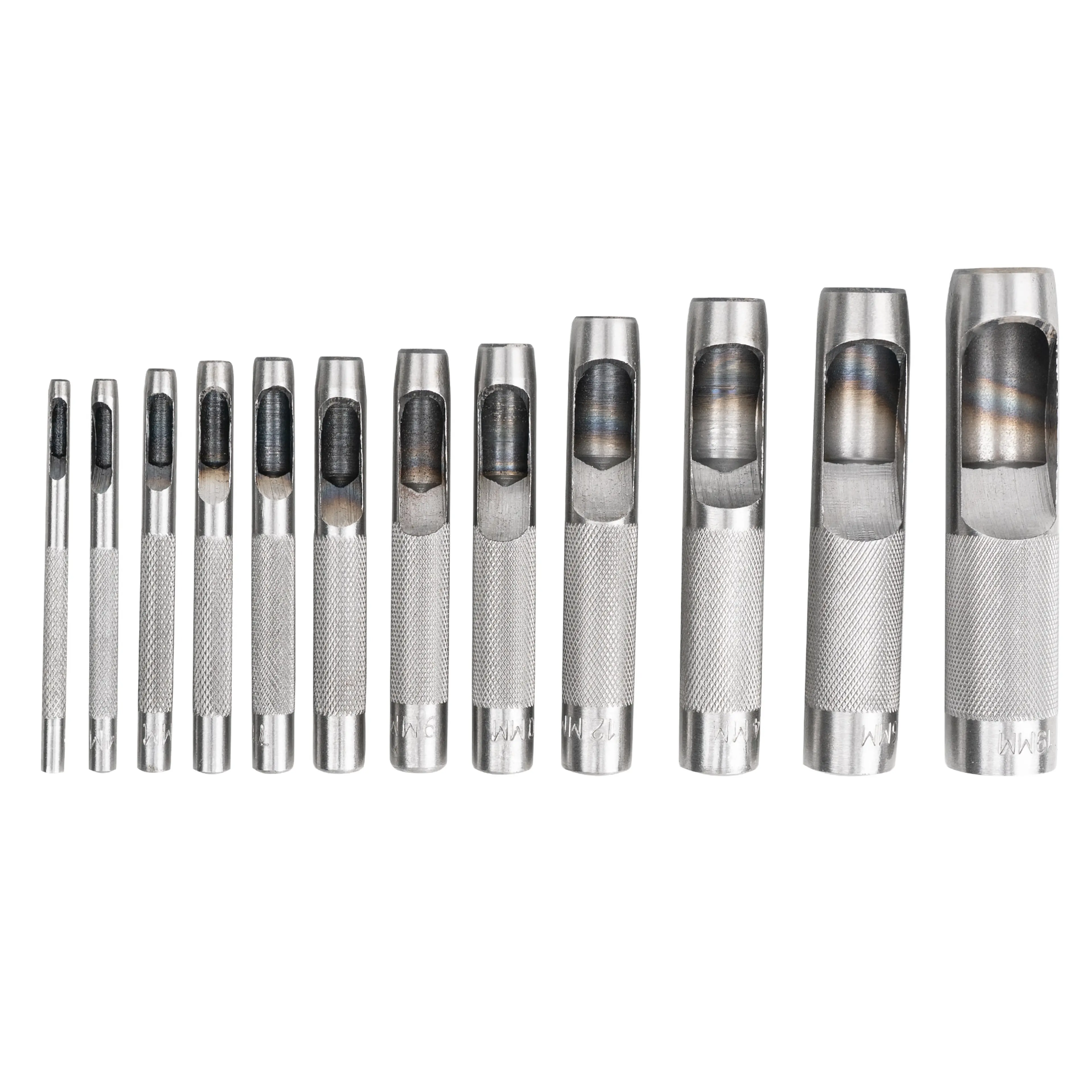 JUEGO DE 12 SACABOCADOS - MÉTRICO