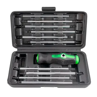 ESTUCHE DE DESTORNILLADORES CON MAN